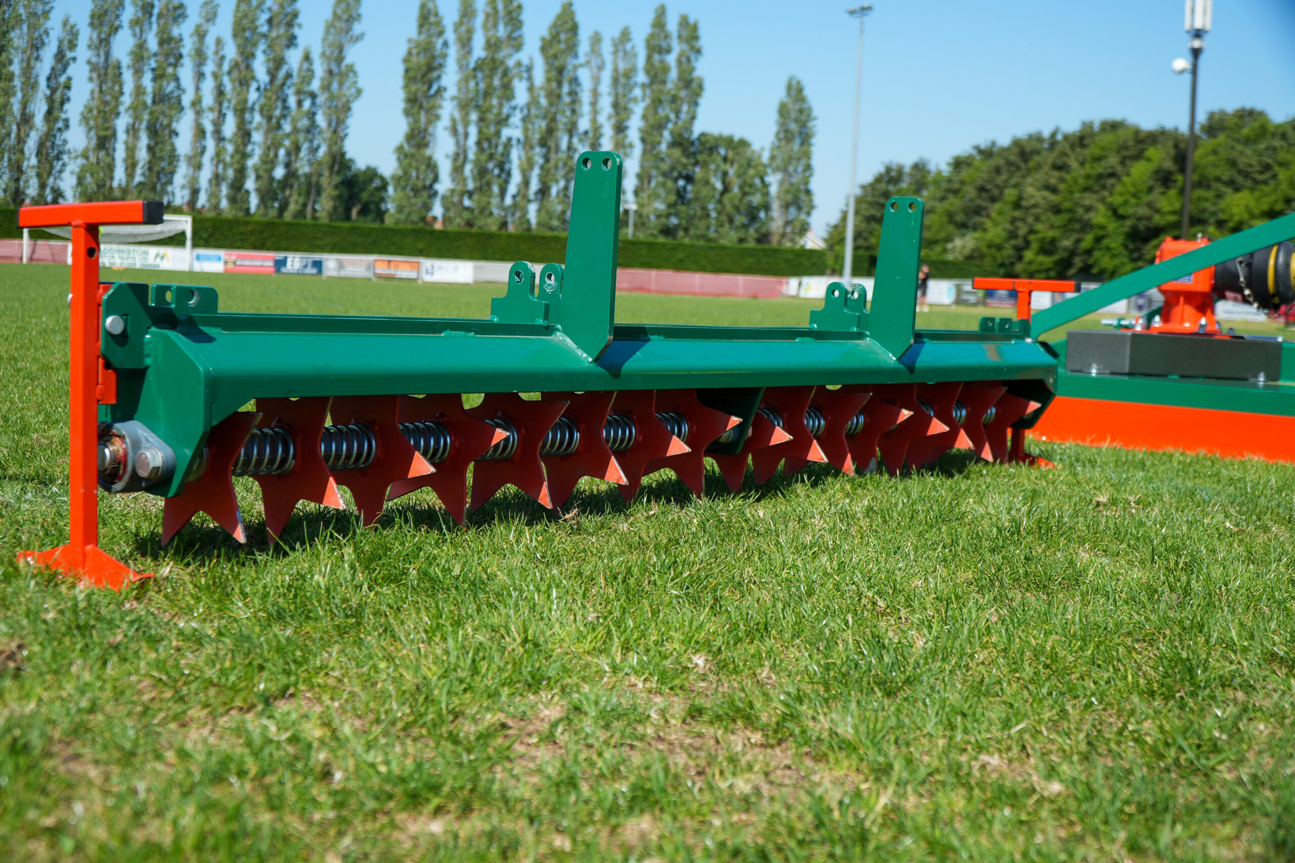 SuperTurf – Slitter